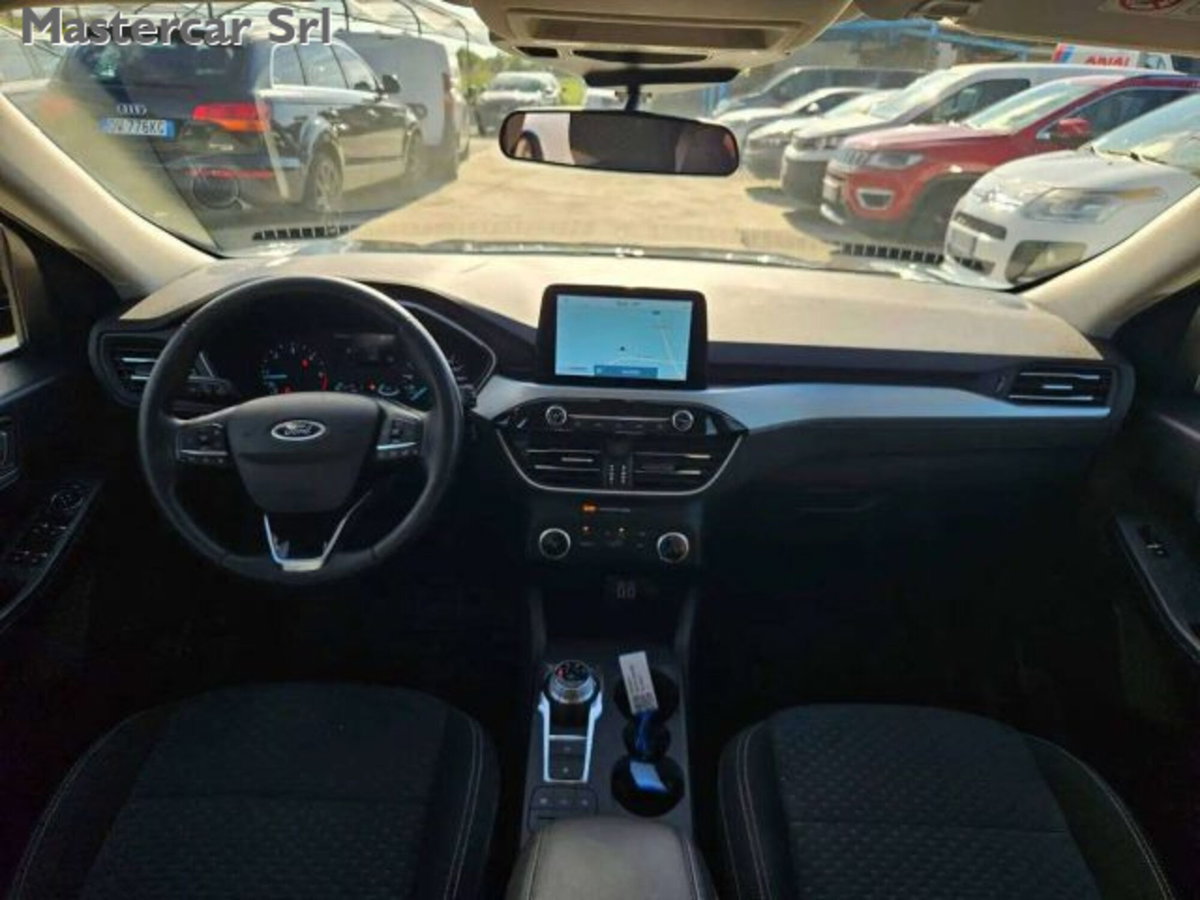 Ford Kuga 1.5 EcoBlue 120 CV 2WD ST-Line (10)