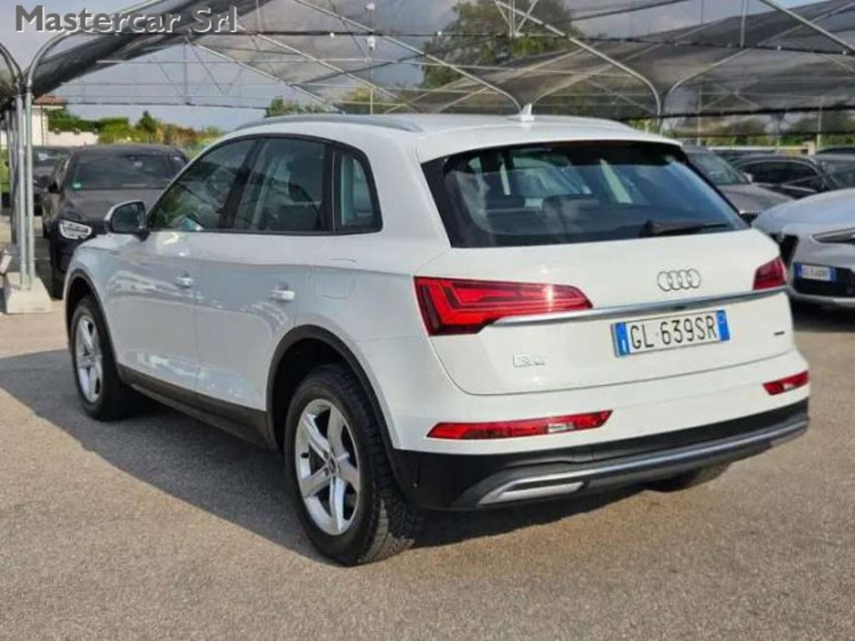 Audi Q5 45 2.0 tfsi mhev 12V Identity Black quattro s-tronic (4)