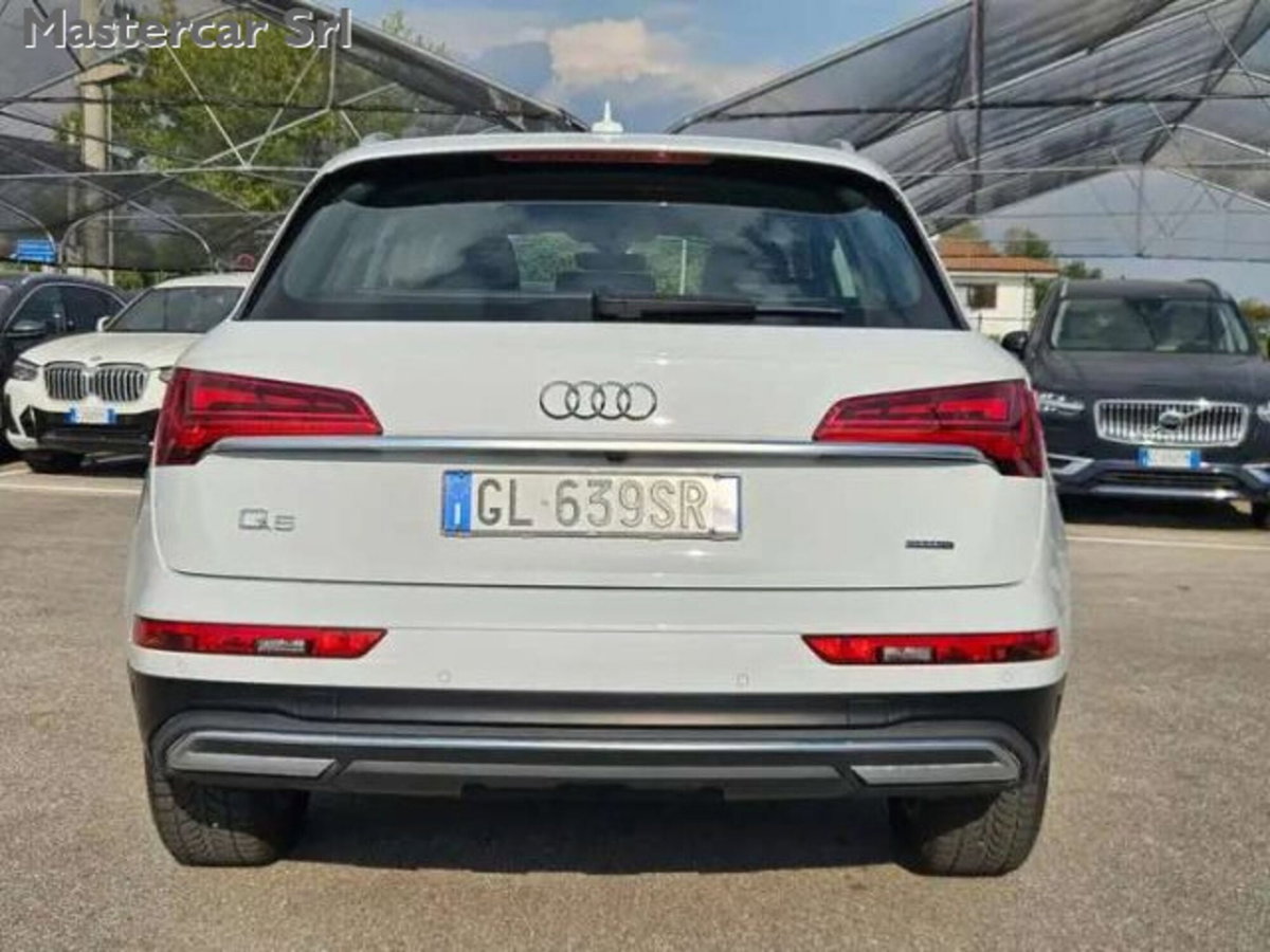 Audi Q5 45 2.0 tfsi mhev 12V Identity Black quattro s-tronic (5)