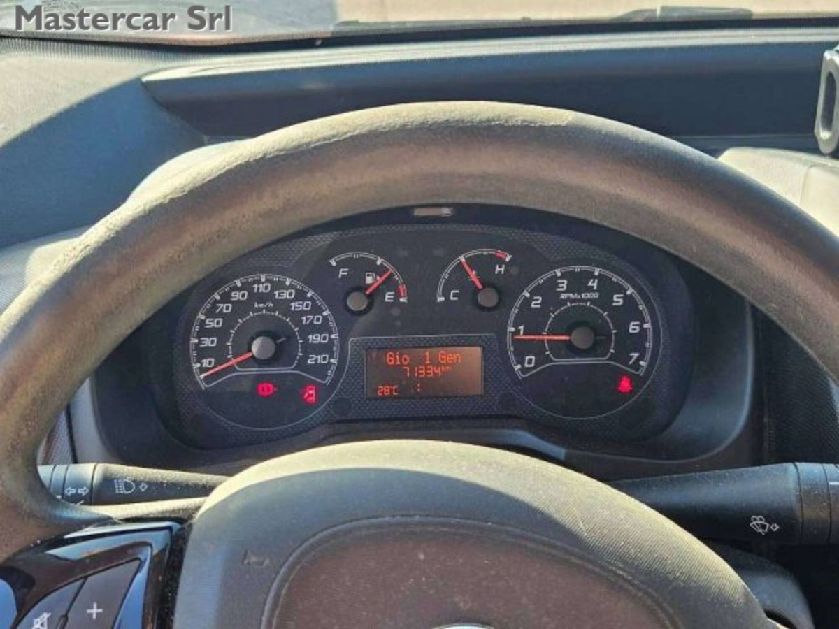 Fiat Fiorino 1.3 MJT 95CV Furgone (13)