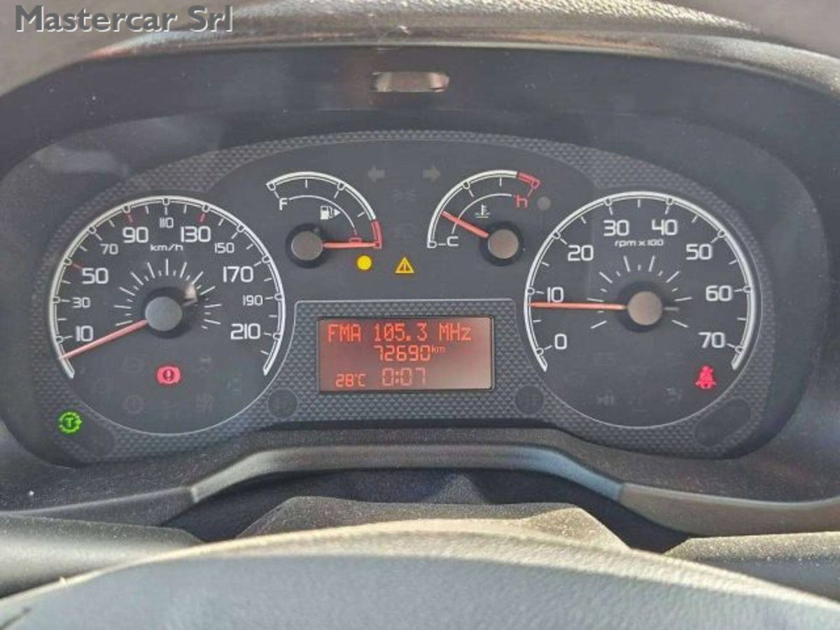 Fiat Fiorino 1.3 MJT 95CV Furgone (12)