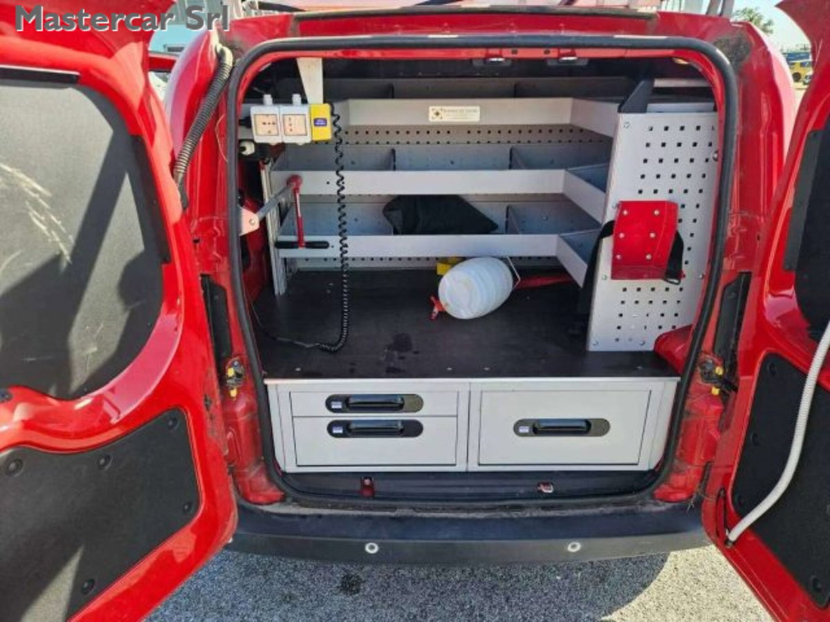 Fiat Fiorino 1.3 MJT 95CV Furgone (14)
