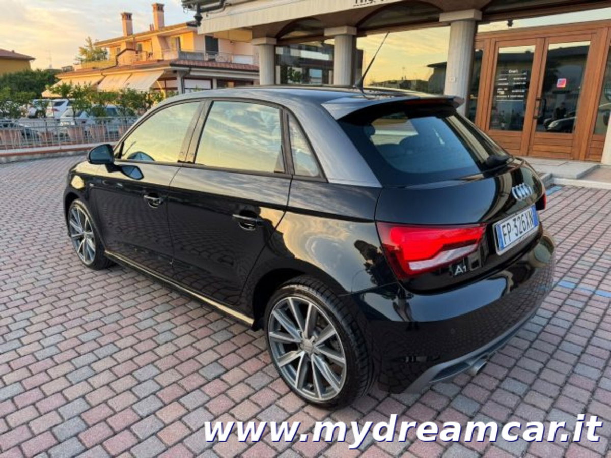 Audi A1 Sportback 1.4 TDI (4)