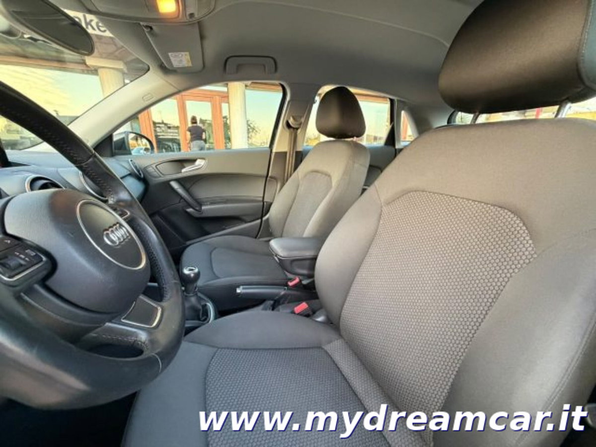 Audi A1 Sportback 1.4 TDI (9)