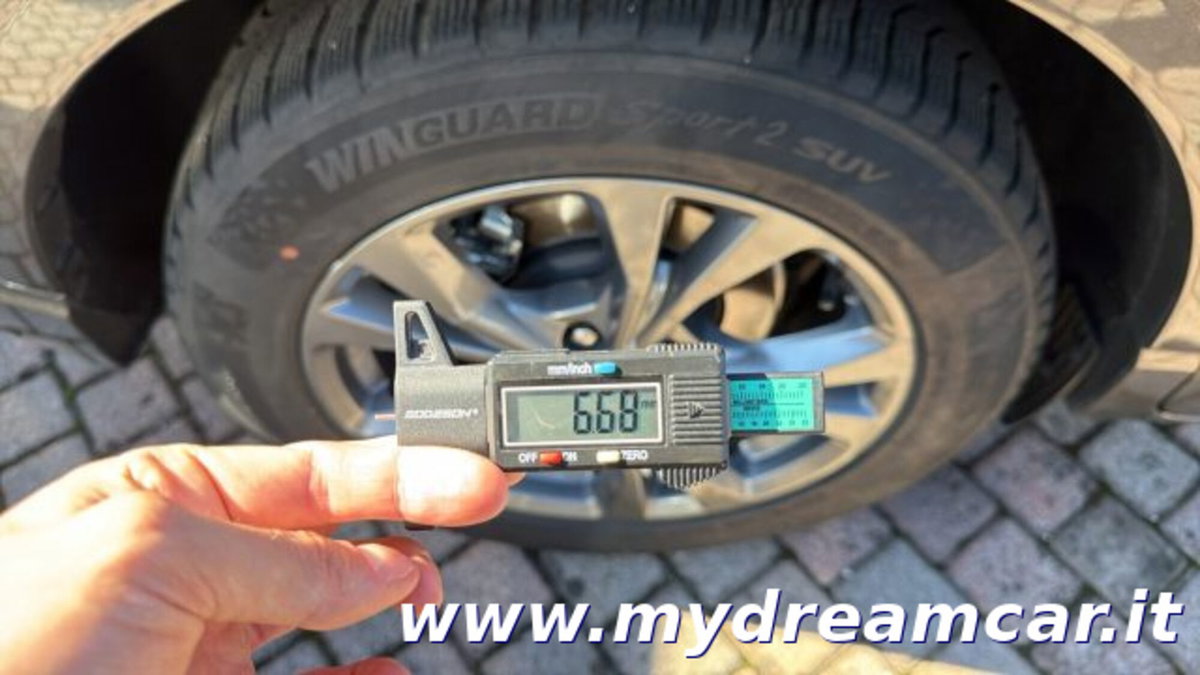 Ford Kuga 1.5 EcoBlue 120 CV aut. 2WD ST-Line X (12)