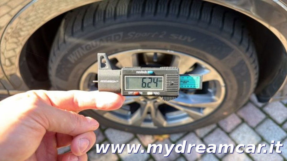 Ford Kuga 1.5 EcoBlue 120 CV aut. 2WD ST-Line X (13)
