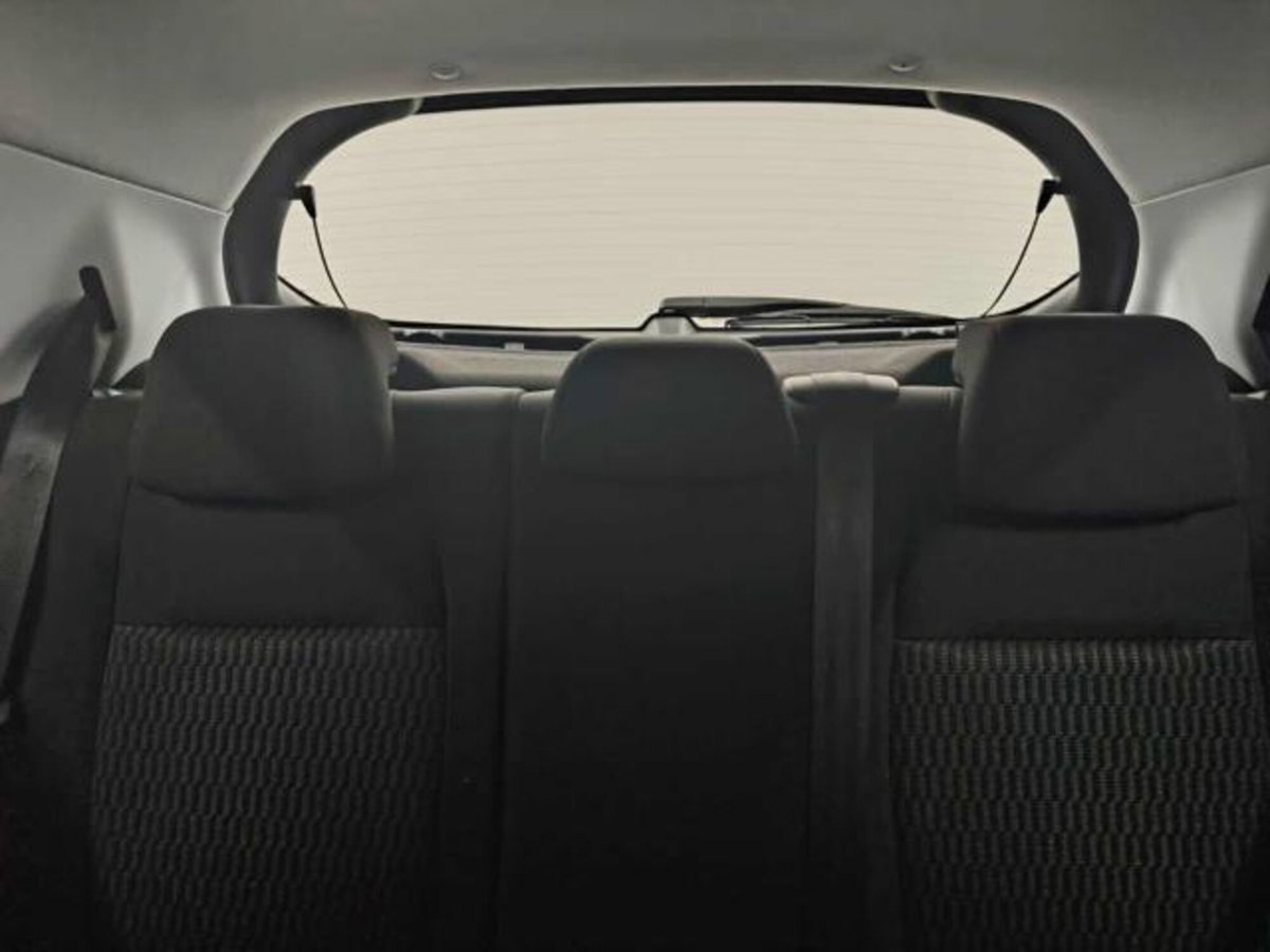 Peugeot 208 82 5 porte Active (9)