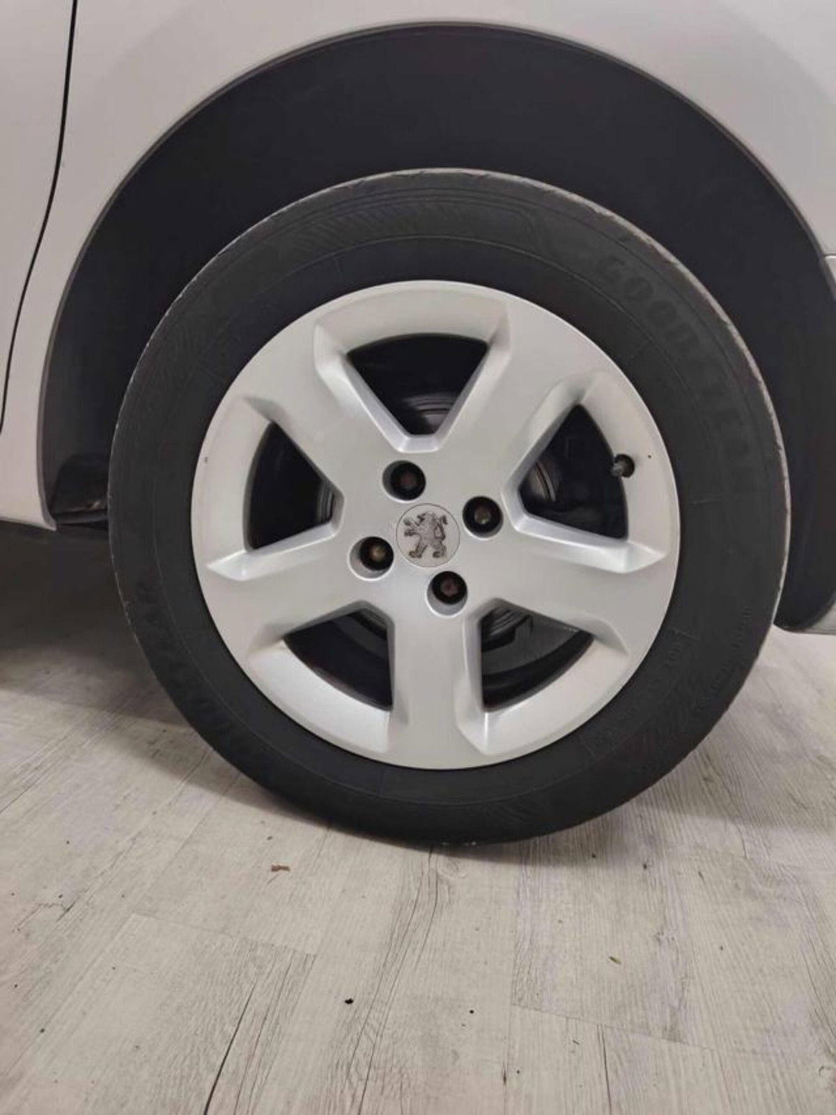 Peugeot Partner 1.6 HDi 112CV Premium (5)