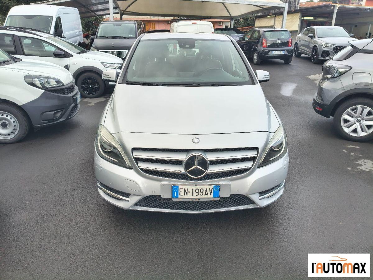 Mercedes-Benz Classe B 200 CDI Executive (2)
