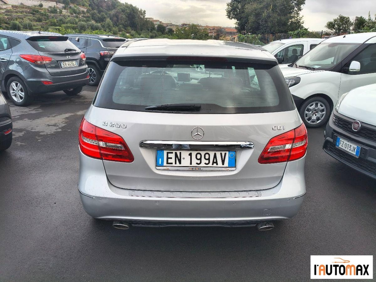 Mercedes-Benz Classe B 200 CDI Executive (6)