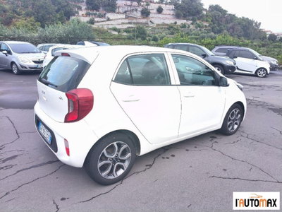Kia Picanto 1.0 12V 5 porte Style (4)