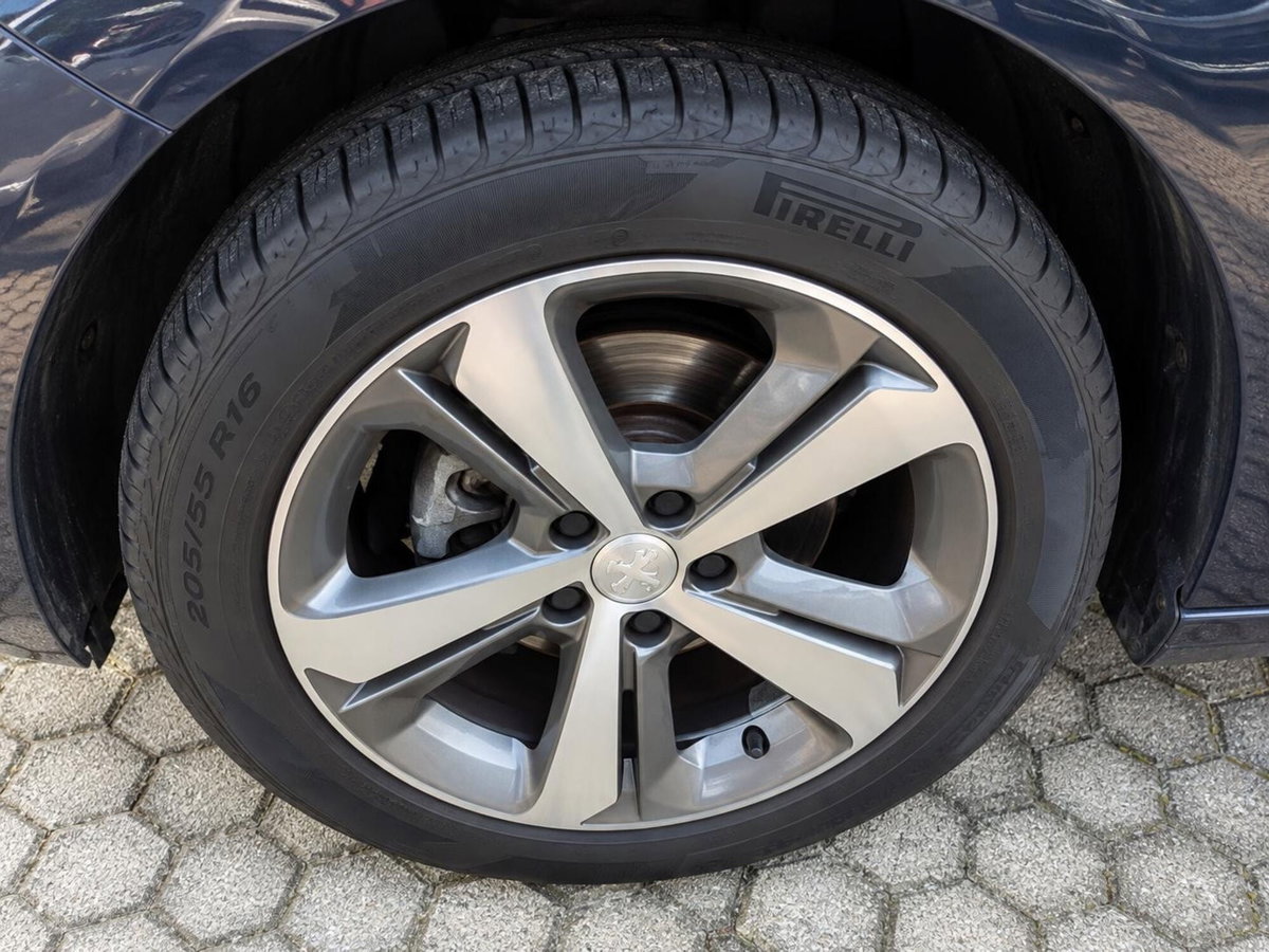 Peugeot 308 PureTech Turbo 110 S&S Active Pack (13)