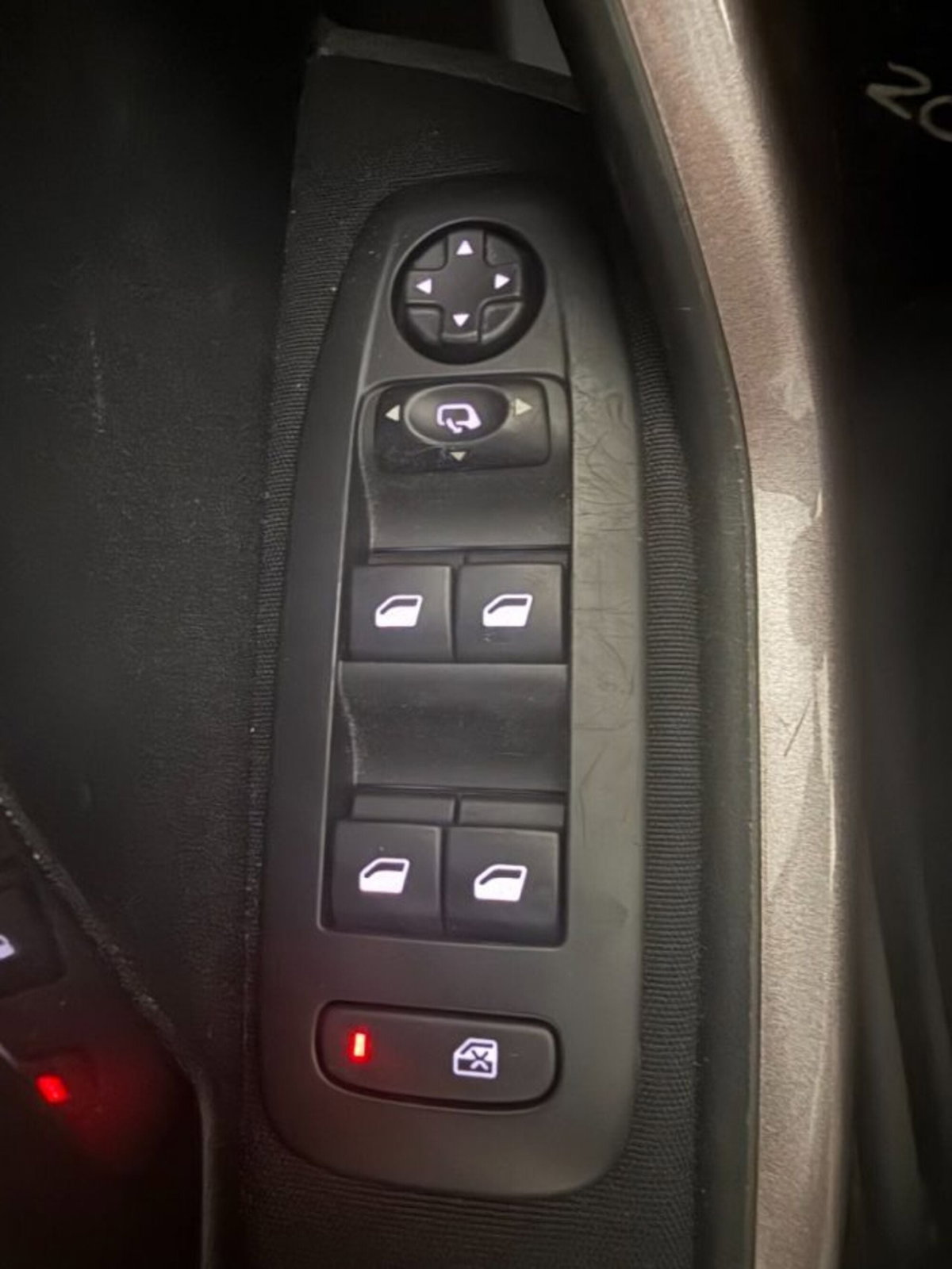 Peugeot 2008 82 Allure (14)
