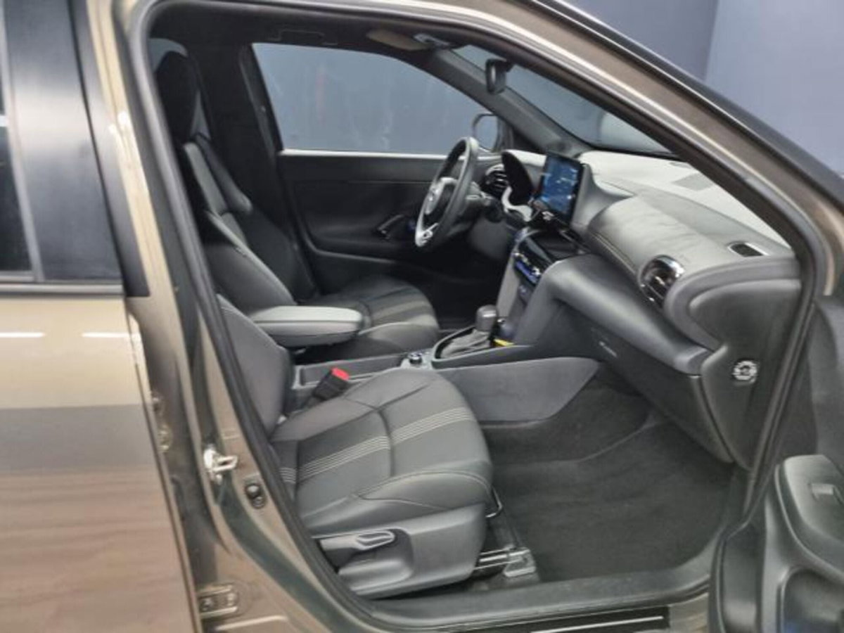 Toyota Yaris Cross 1.5 Hybrid 5p. E-CVT AWD-i Adventure (10)