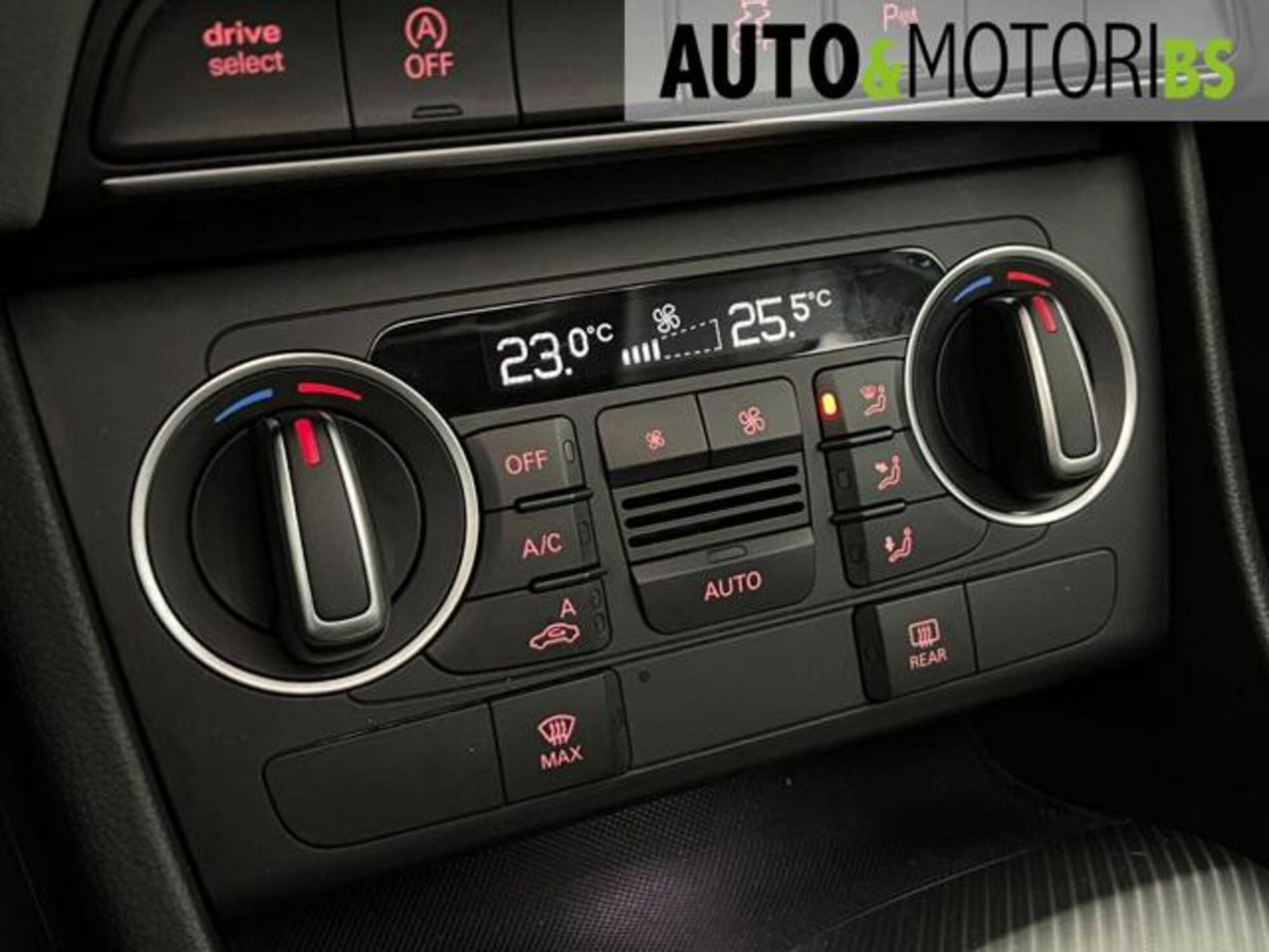 Audi Q3 2.0 TDI 150 CV quattro S tronic Business (14)