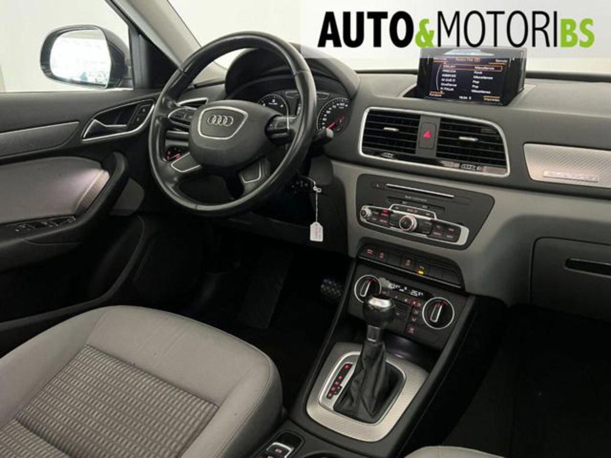 Audi Q3 2.0 TDI 150 CV quattro S tronic Business (16)