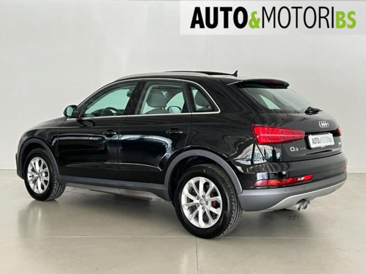 Audi Q3 2.0 TDI 150 CV quattro S tronic Business (6)