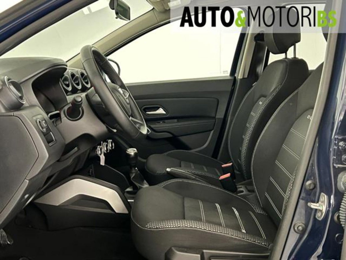 Dacia Duster 1.6 SCe 4x2 Prestige (8)