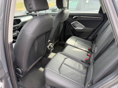 Audi Q3 35 TDI quattro S tronic Business (12)