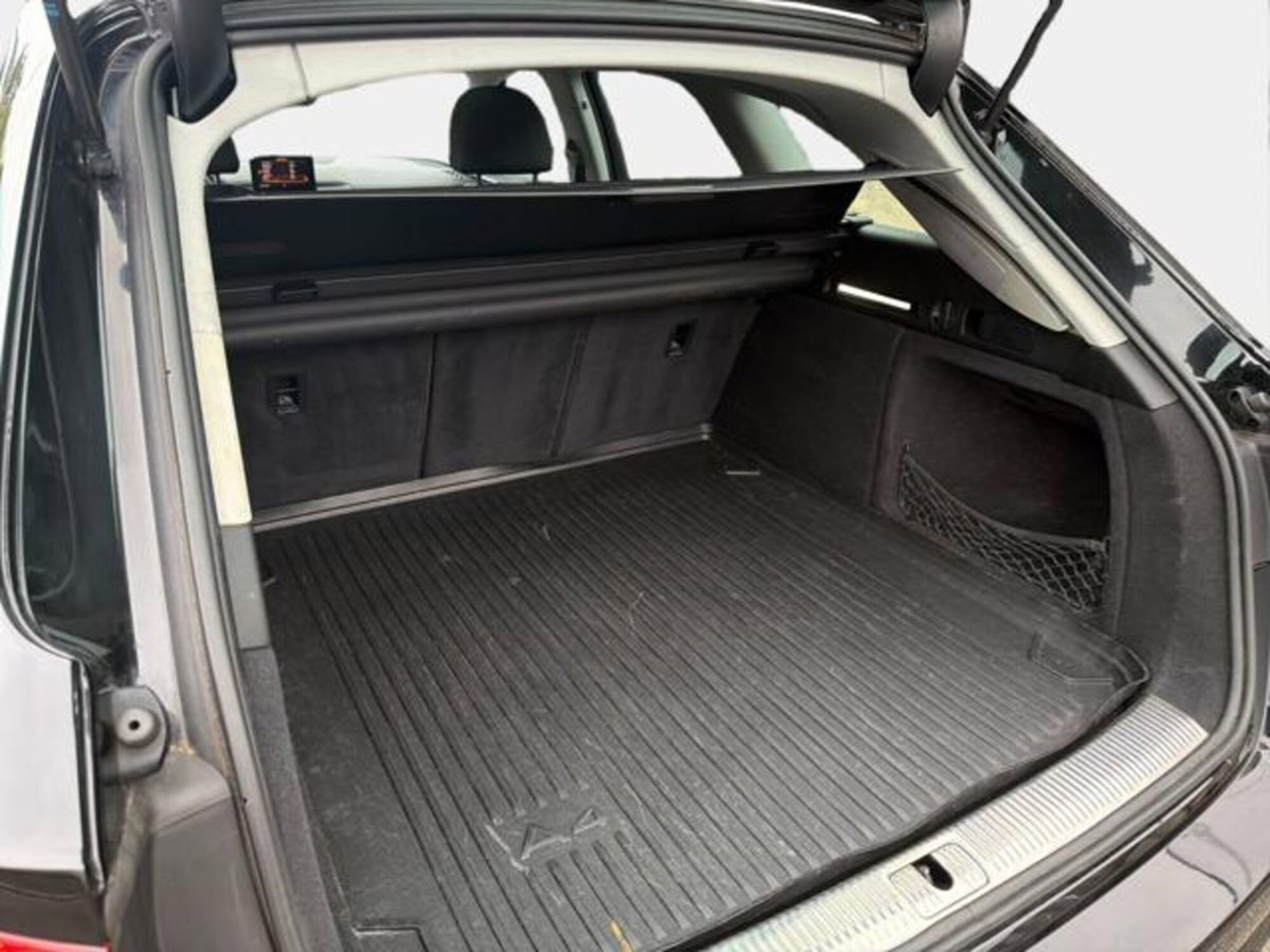 Audi A4 Avant 2.0 TDI 150 CV ultra S tronic (14)