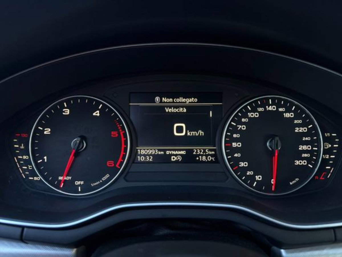 Audi A4 Avant 2.0 TDI 150 CV ultra S tronic (9)