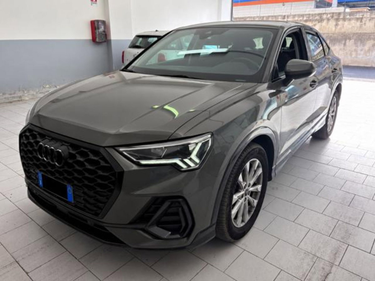 Audi Q3 Sportback 35 TDI quattro S tronic Business Plus (2)