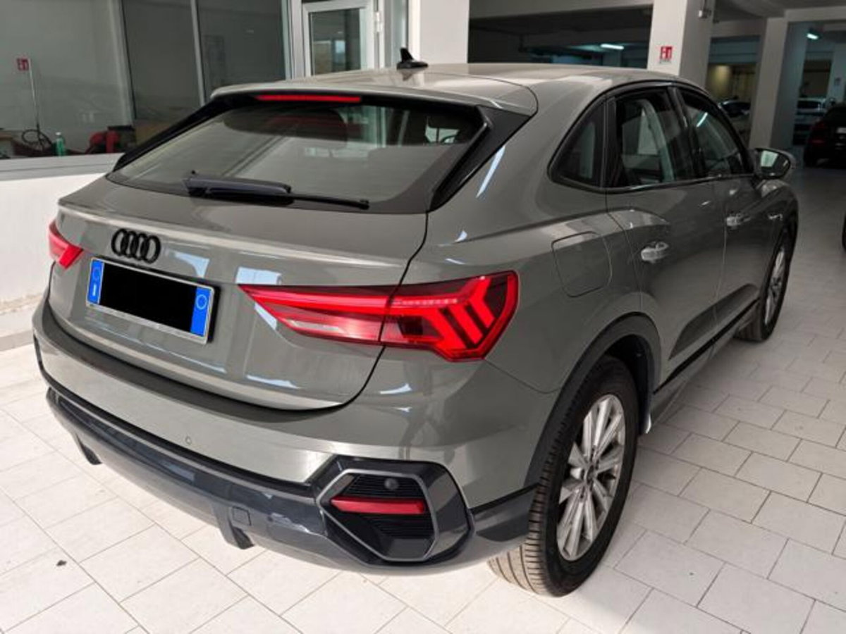 Audi Q3 Sportback 35 TDI quattro S tronic Business Plus (4)