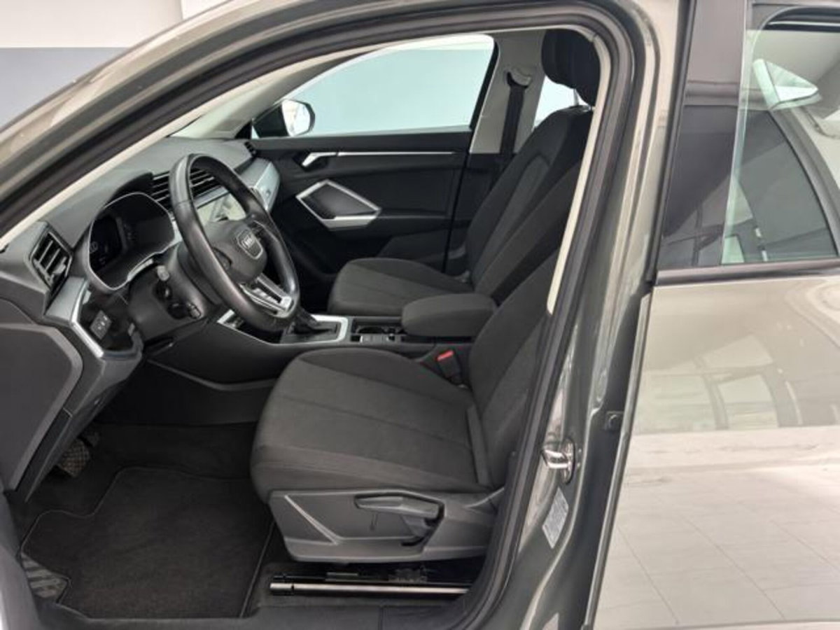 Audi Q3 Sportback 35 TDI quattro S tronic Business Plus (5)