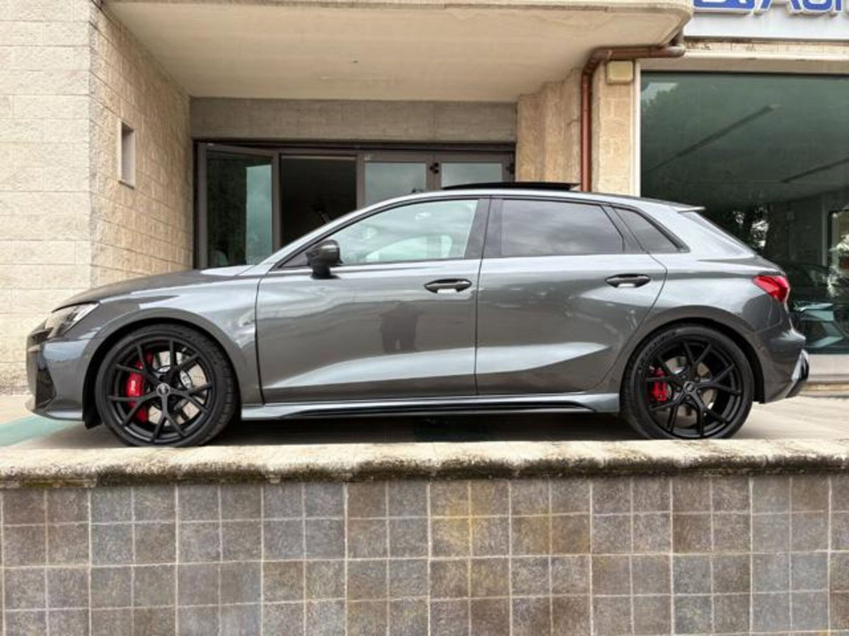 Audi RS 3 Sportback 3 TFSI quattro S tronic (8)
