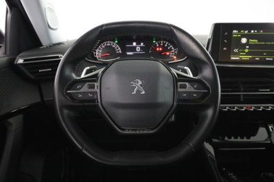 Peugeot 2008 BlueHDi 130 S&S EAT8 Allure Pack (5)