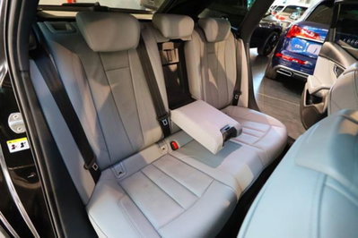Audi A4 Allroad Allroad 40 2.0 tdi mhev Identity Contrast quattro 204cv s-tronic (20)