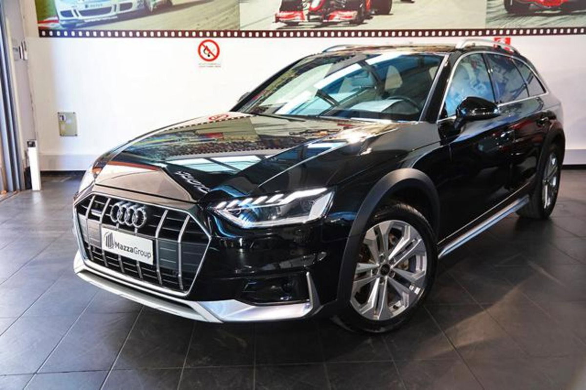 Audi A4 Allroad Allroad 40 2.0 tdi mhev Identity Contrast quattro 204cv s-tronic (7)