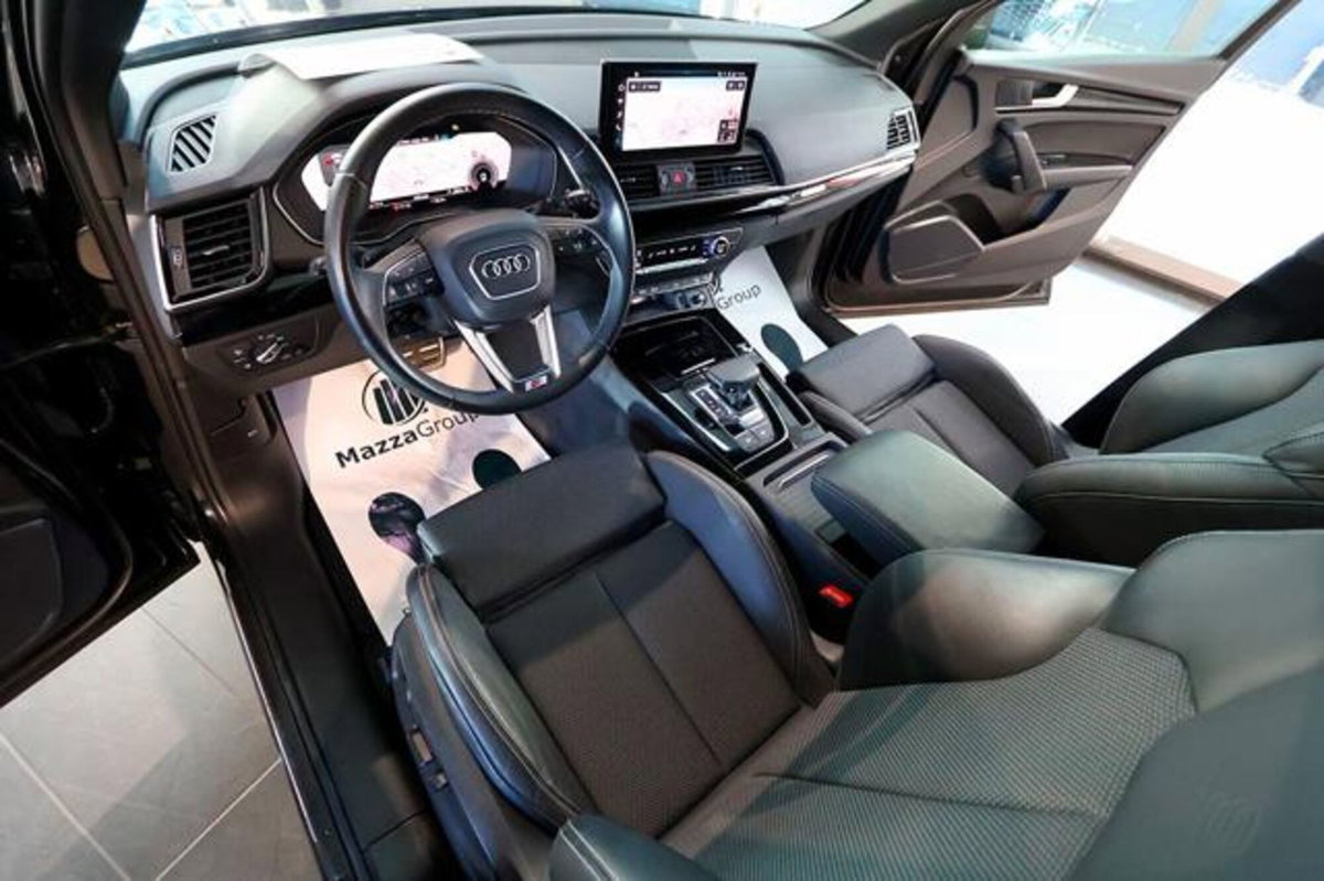Audi Q5 40 2.0 tdi mhev 12V Identity Black quattro s-tronic (14)