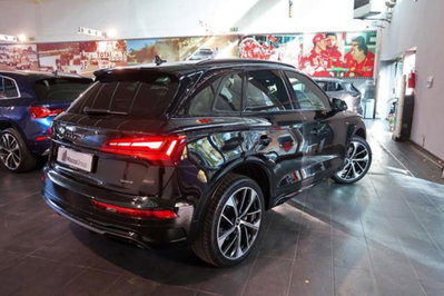Audi Q5 40 2.0 tdi mhev 12V Identity Black quattro s-tronic (9)