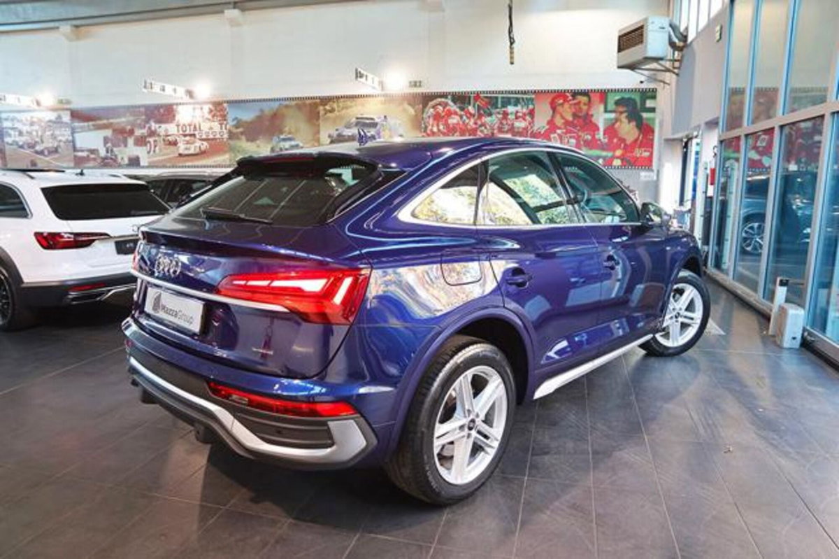 Audi Q5 Sportback Sportback 40 2.0 tdi mhev 12V quattro s-tronic (9)