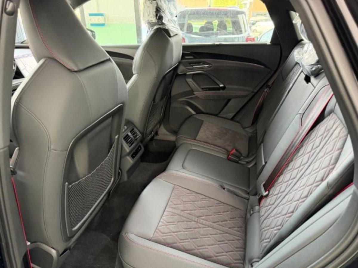 Audi Q5 Sportback 40 2.0 tdi mhev 12V S line Plus quattro s-tronic (6)