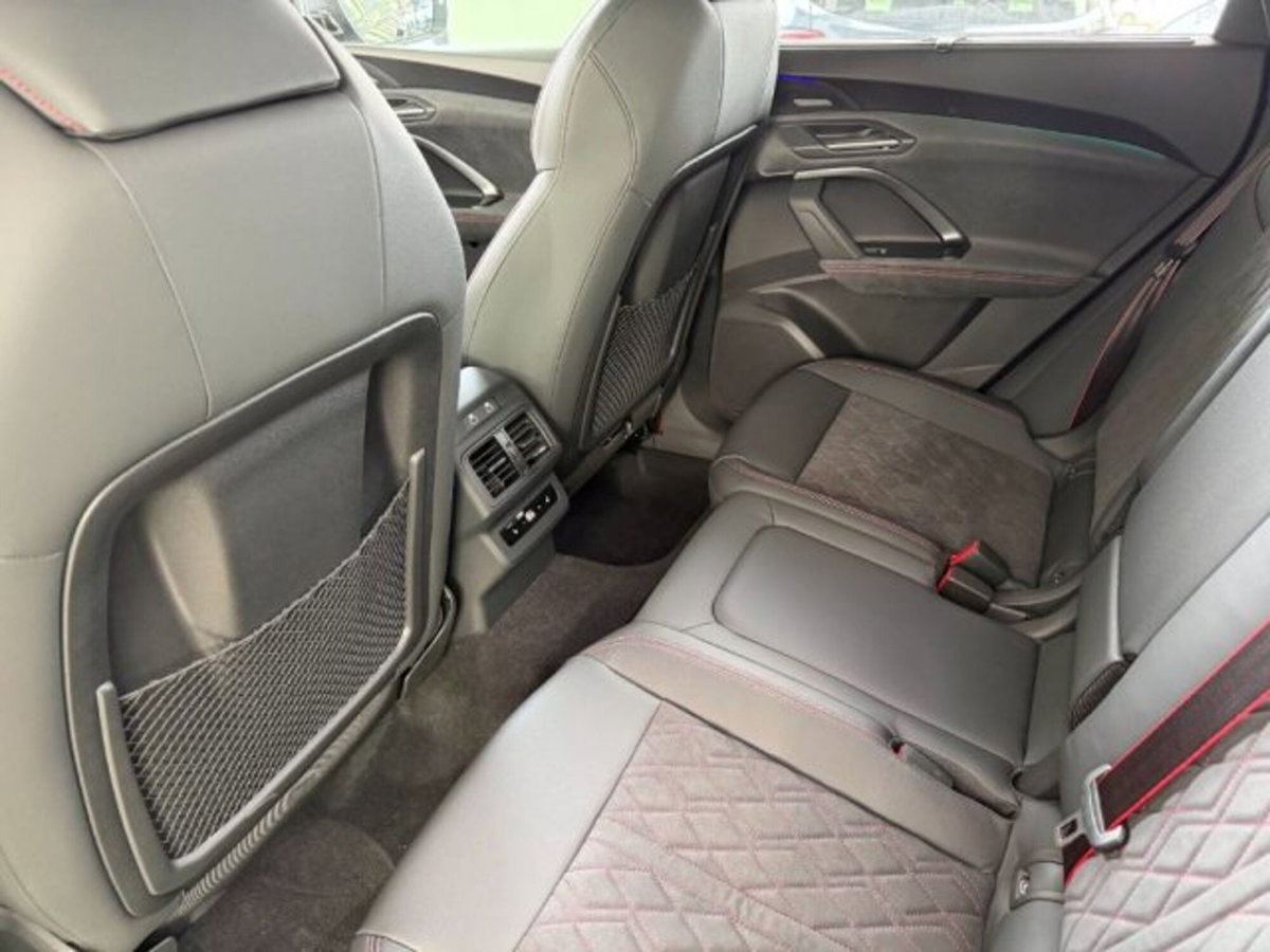 Audi Q5 Sportback 40 2.0 tdi mhev 12V S line Plus quattro s-tronic (8)
