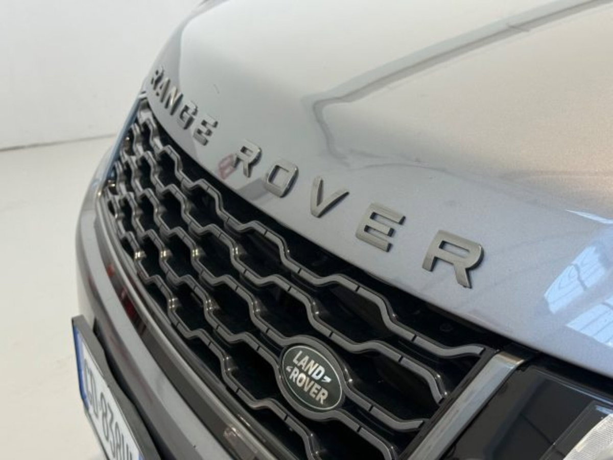 Land Rover Range Rover Sport 3.0D l6 249 CV HSE Dynamic Stealth (17)
