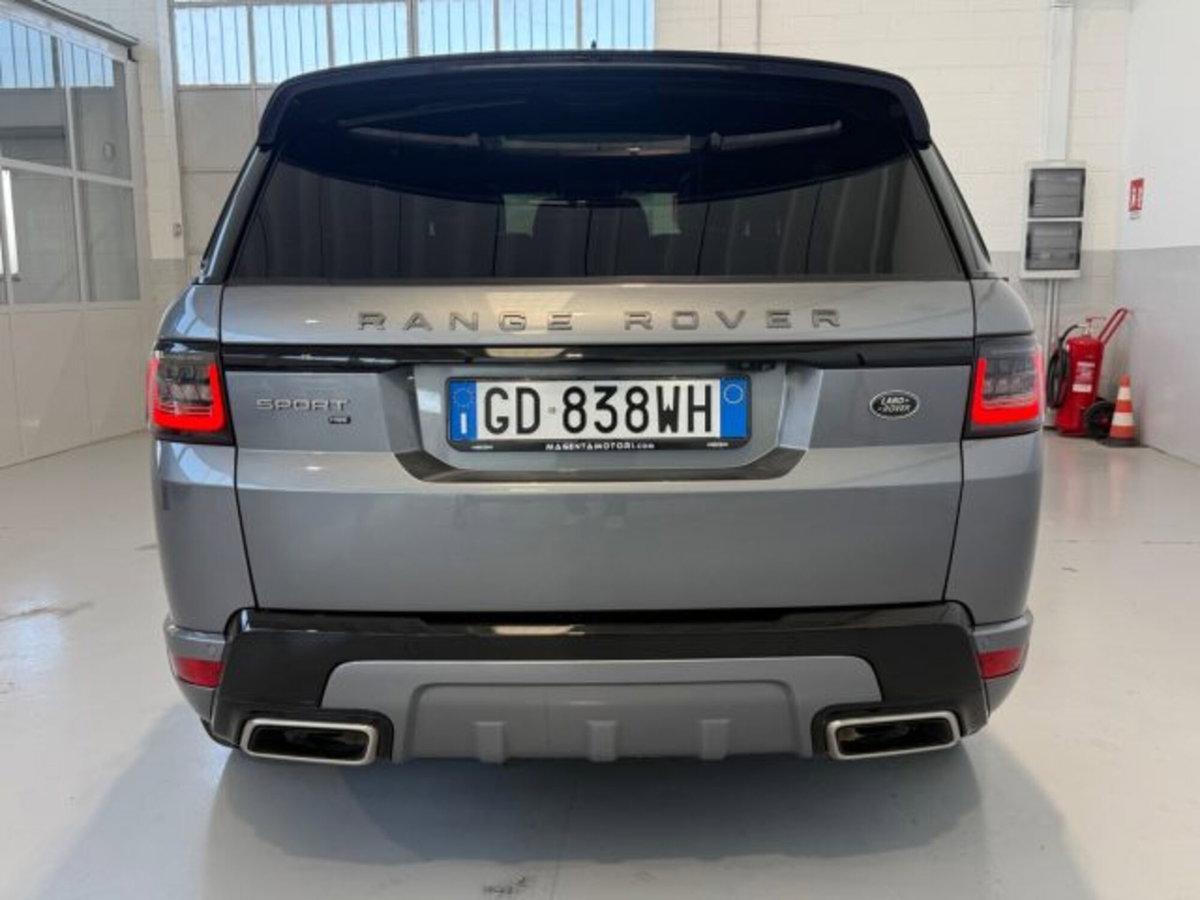 Land Rover Range Rover Sport 3.0D l6 249 CV HSE Dynamic Stealth (6)