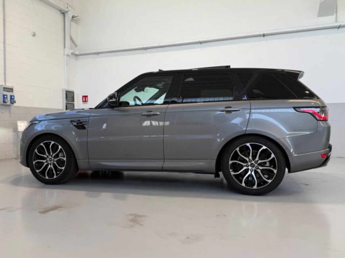 Land Rover Range Rover Sport 3.0D l6 249 CV HSE Dynamic Stealth (8)