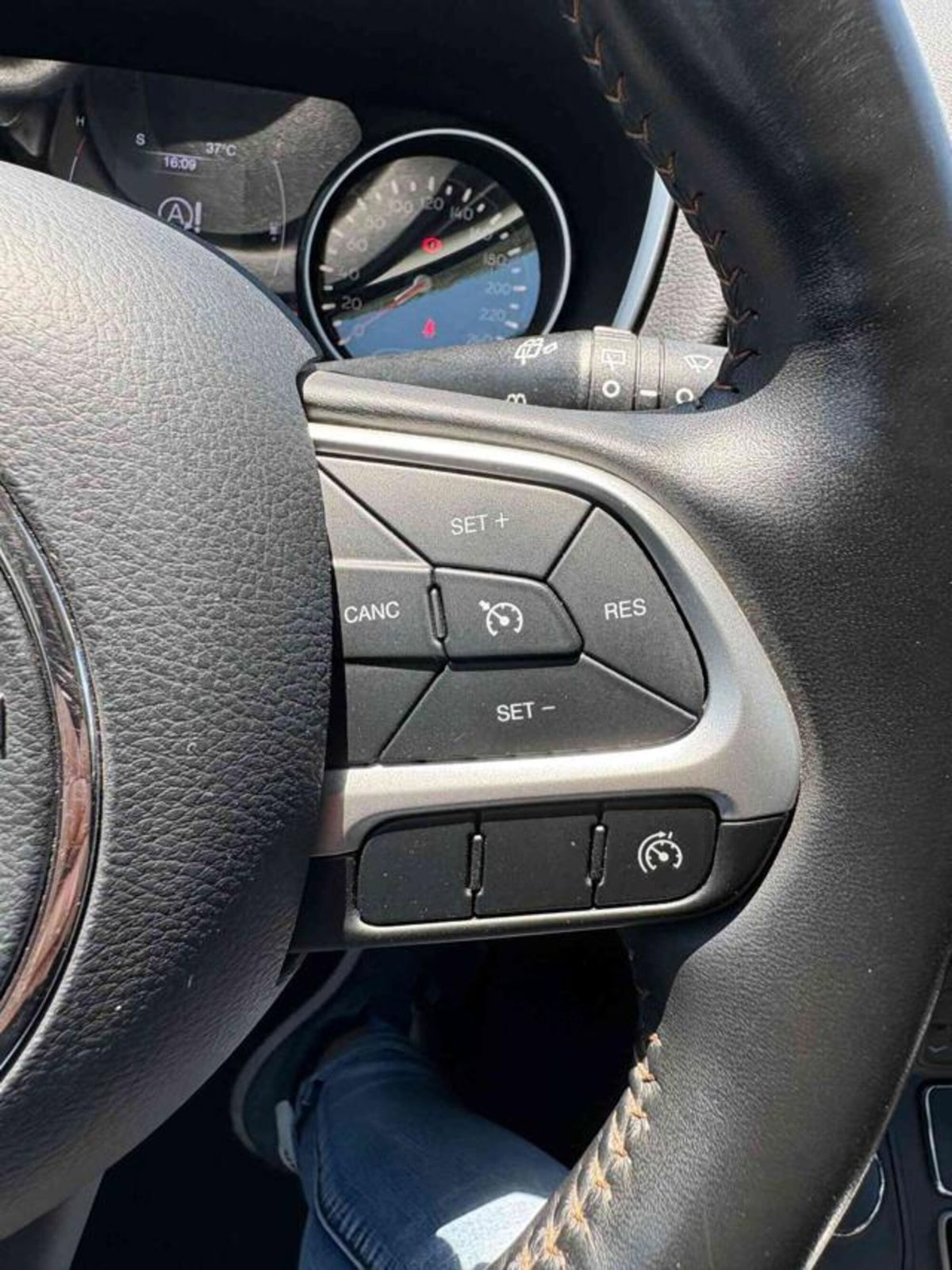 Jeep Compass 2.0 Multijet II 4WD Longitude (9)