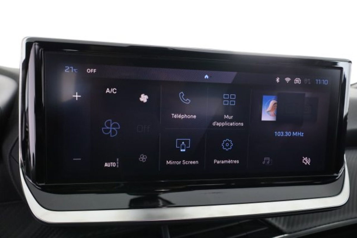 Peugeot 2008 PureTech 100 S&S Allure (10)