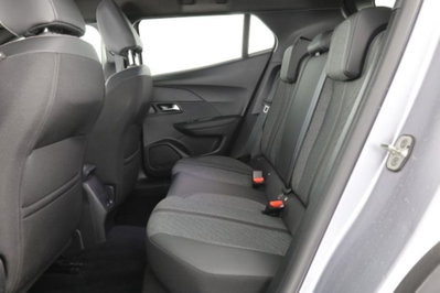 Peugeot 2008 PureTech 100 S&S Allure (2)