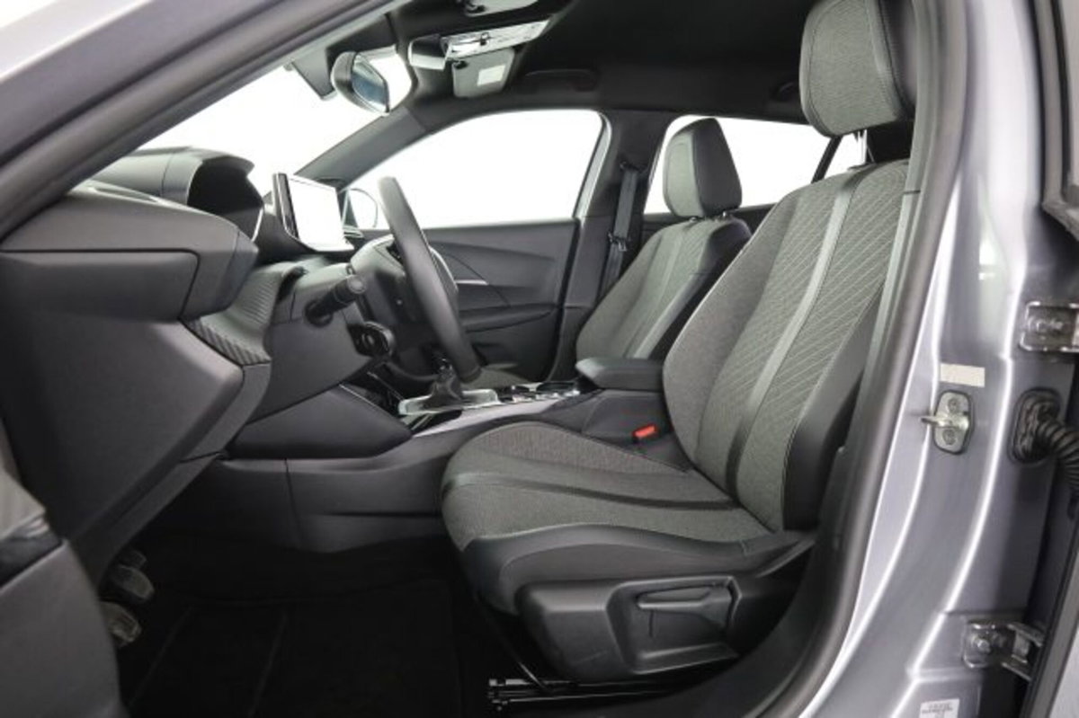 Peugeot 2008 PureTech 100 S&S Allure