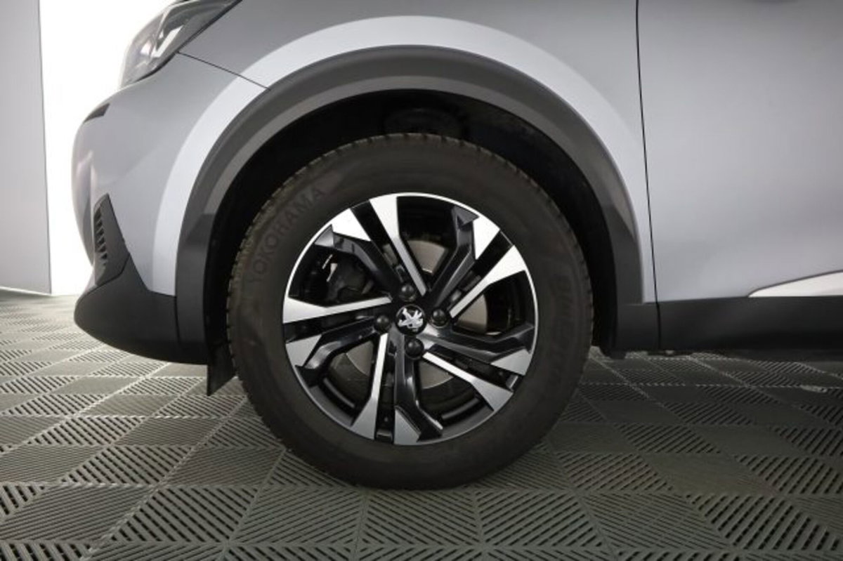 Peugeot 2008 BlueHDi 130 S&S EAT8 Allure Pack (8)