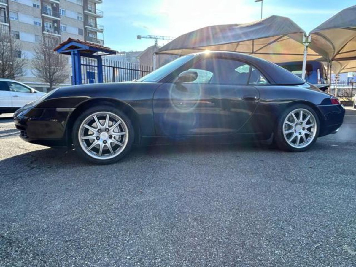 Porsche 911 Cabrio Carrera 4 cat (14)