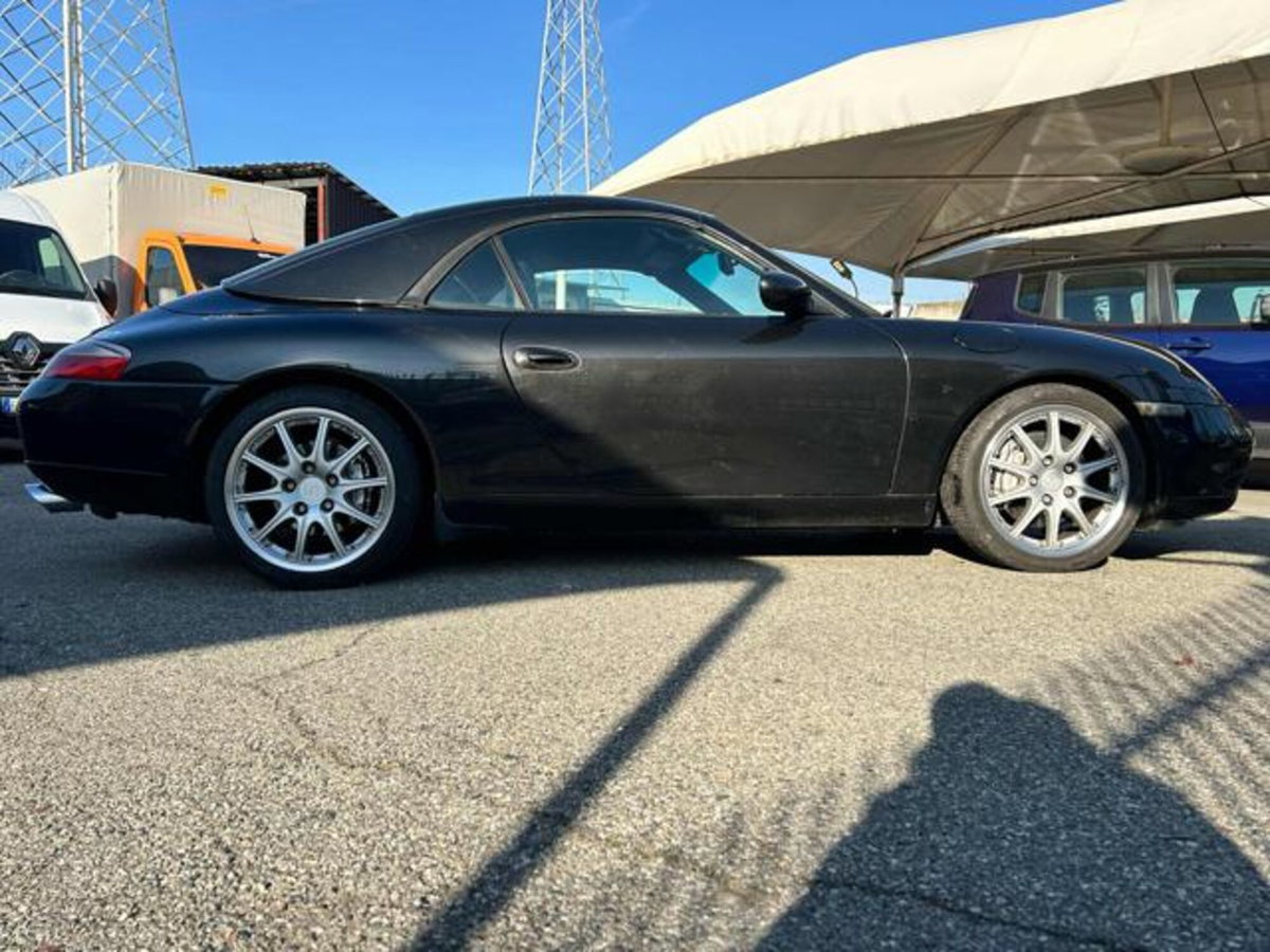 Porsche 911 Cabrio Carrera 4 cat (5)