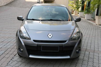 Renault Clio 1.2 16V 5 porte GPL Dynamique (2)