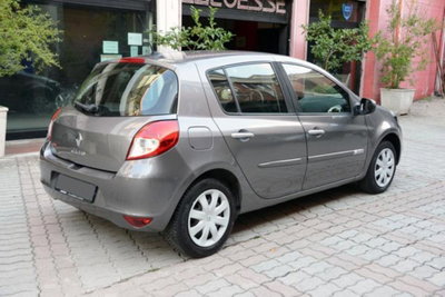 Renault Clio 1.2 16V 5 porte GPL Dynamique (5)