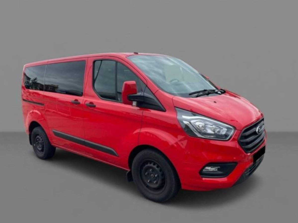 Ford Transit Custom Furgone 270 2.0 TDCi 130 PC Furgone Titanium (2)